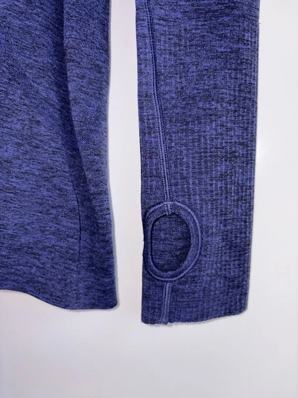 LULULEMON Swiftly Tech Long Sleeve Size 6